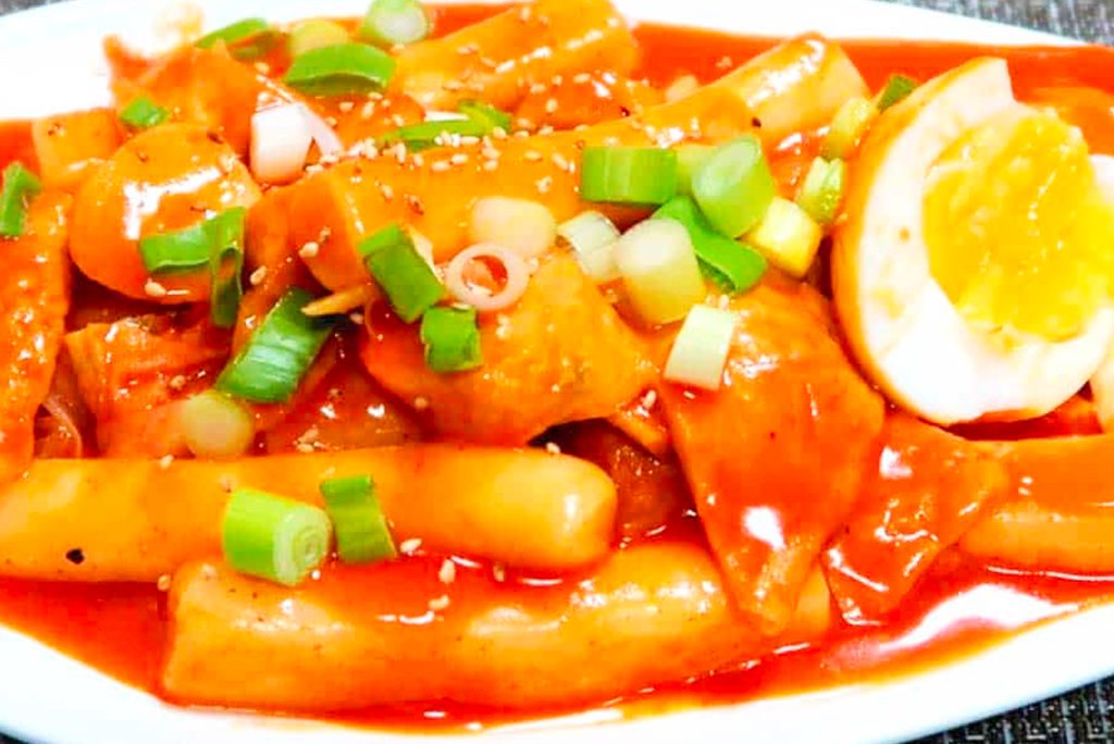 Korean Topokki: A Journey Through the Five Basic Tastes