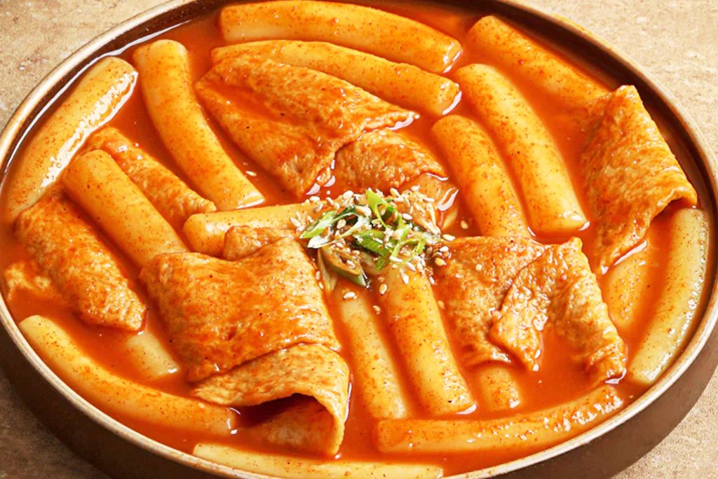 Korean Topokki: Where Tradition Meets Innovation in Modern Cuisine